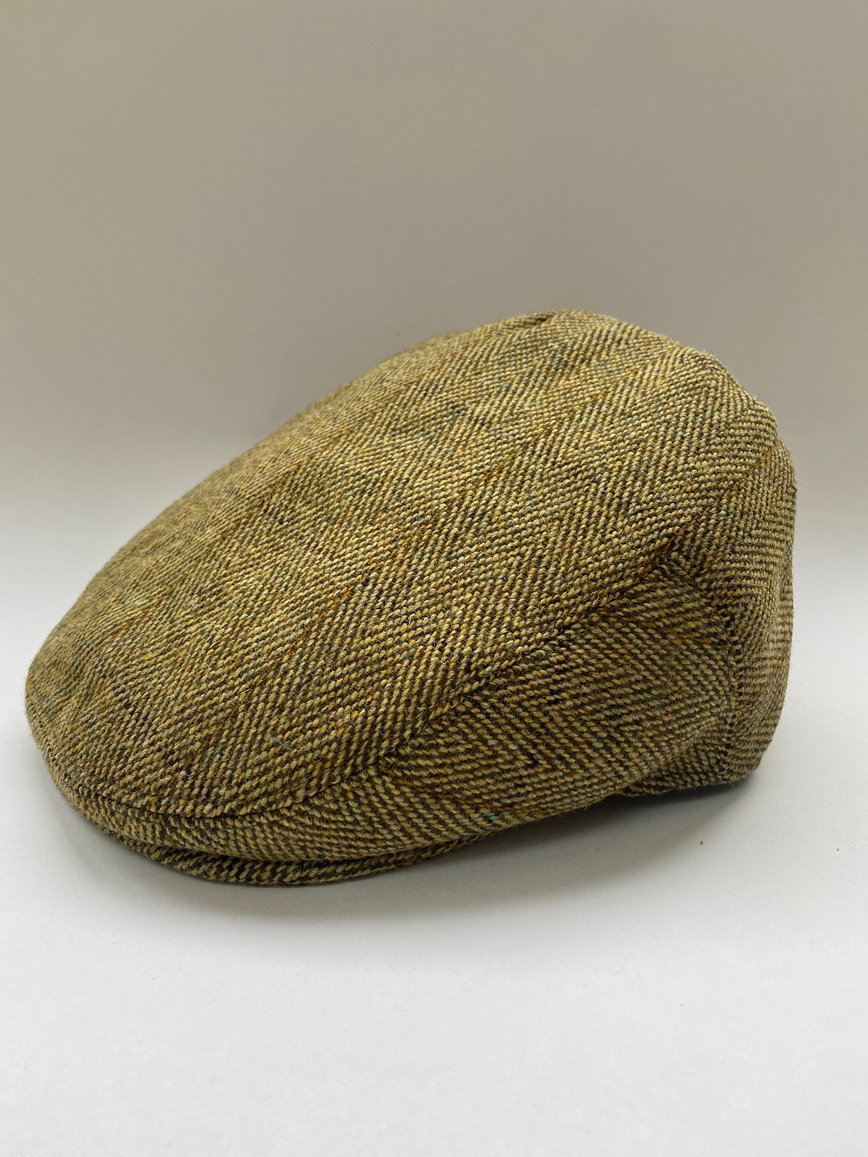 Dog tweed cap shop